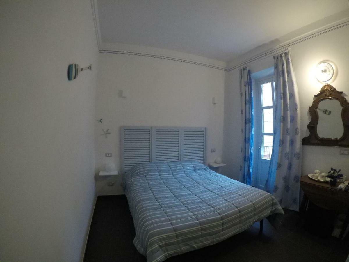 Casa Italia Hotel Spotorno Luaran gambar